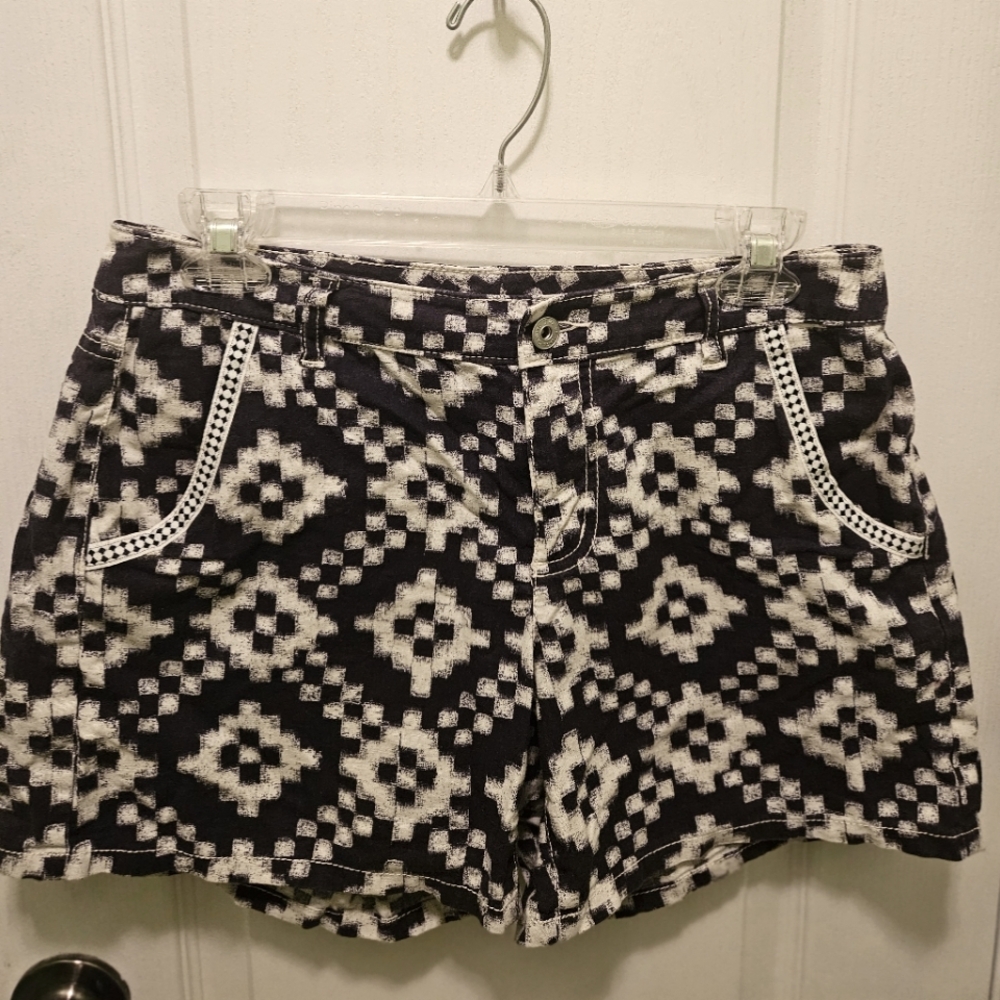 Vince Camuto Shorts